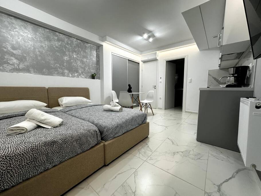 Cozy Elegant #2 Vipgreece
